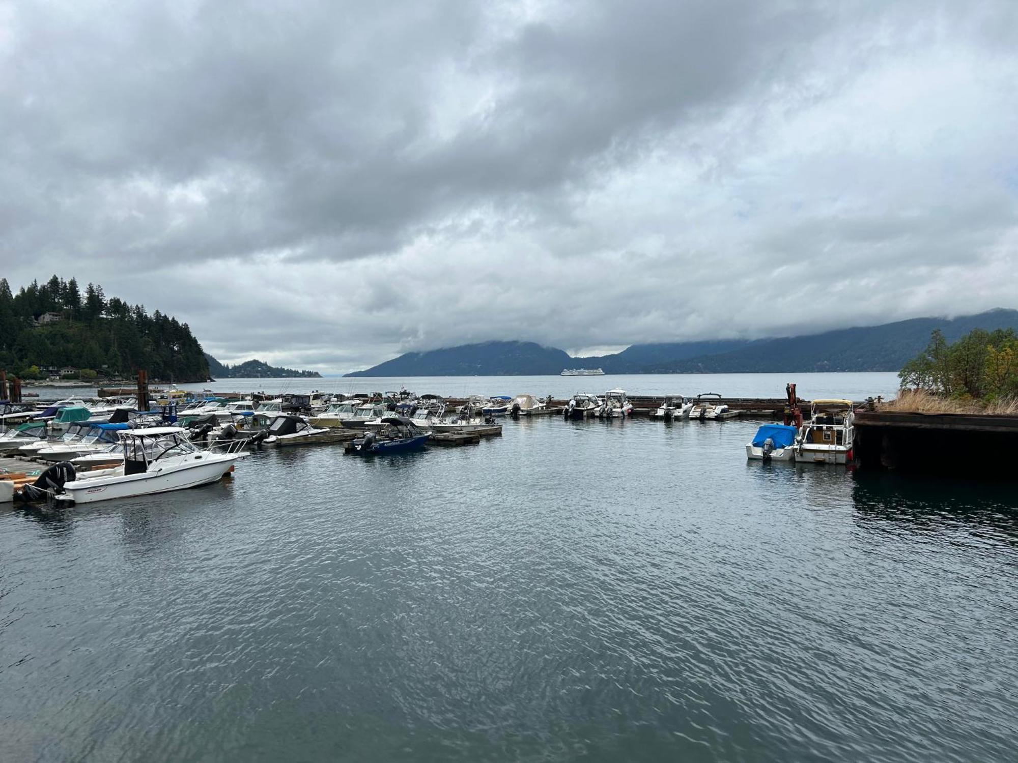 Waterfront Cottage With Superb Coastline Views West Vancouver Luaran gambar