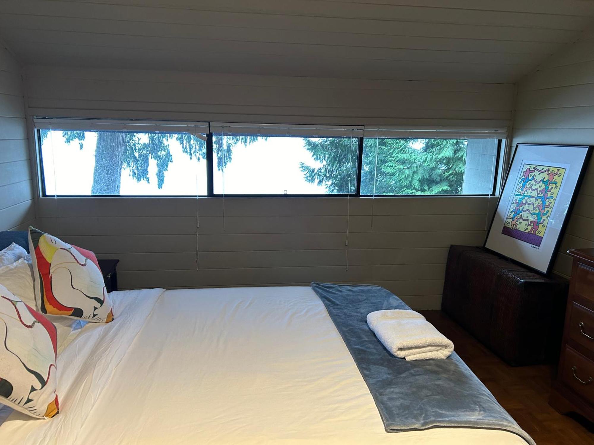 Waterfront Cottage With Superb Coastline Views West Vancouver Luaran gambar